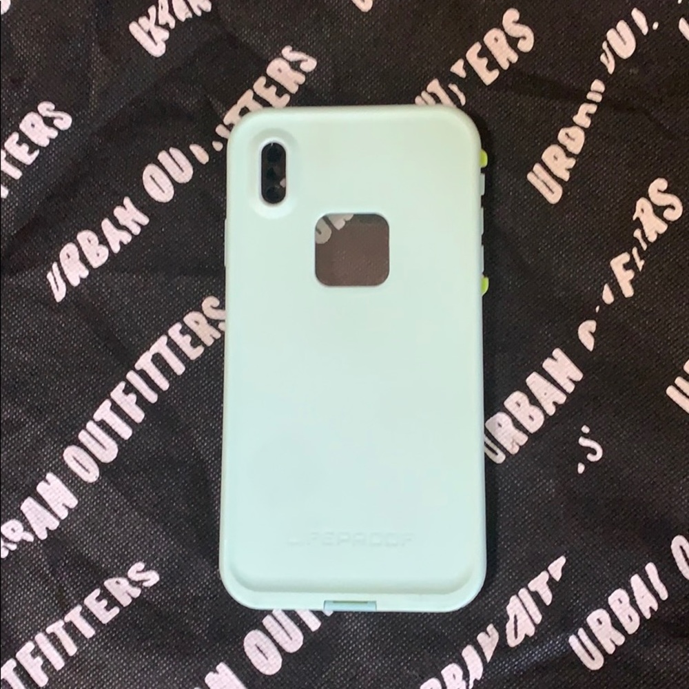 LifeProof Case IPhone XS Max used.